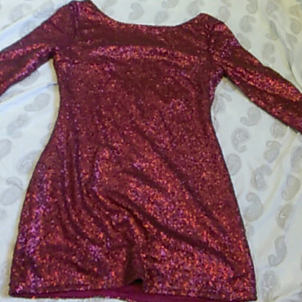 Sparkling short dress